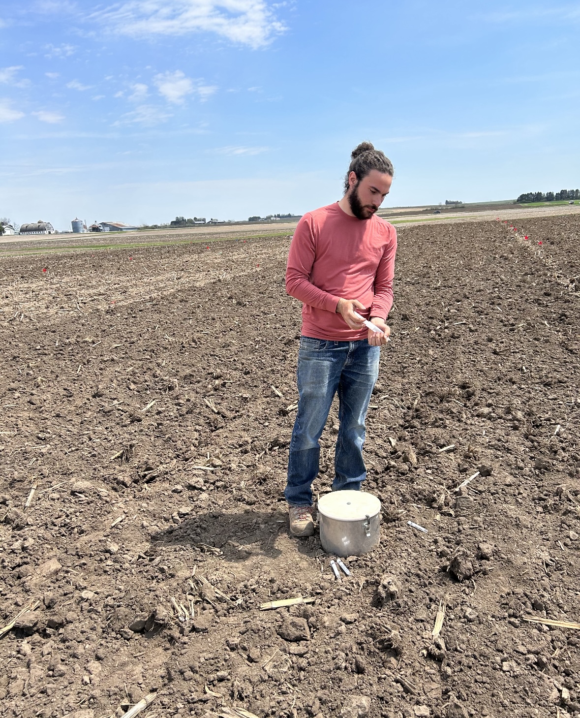 Research ZhuBarker Soil Biogeochemistry Lab UWMadison